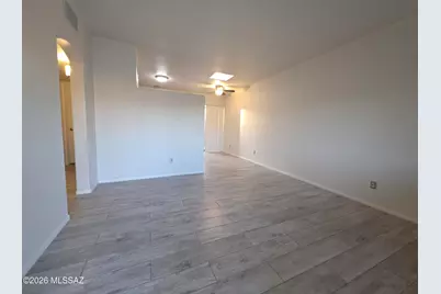 211 W Roger Road #9, Tucson, AZ 85705 - Photo 6