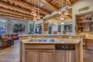 10456 N Buck Ridge Dr, Oro Valley, AZ 85737 - Photo 16