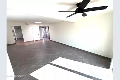 1358 S Desert Meadows Circle, Green Valley, AZ 85614 - Photo 16