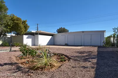 740 S Columbus Boulevard, Tucson, AZ 85711 - Photo 30