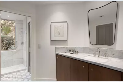 6482 N Ventana Canyon Drive, Tucson, AZ 85750 - Photo 32