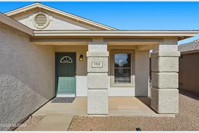 9933 E Rocky Wash Drive, Tucson, AZ 85748 - Photo 2