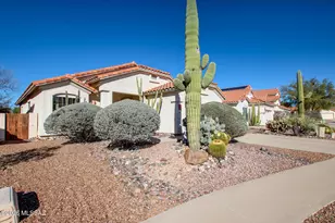 12159 N Seasons Loop, Oro Valley, AZ 85755 - Photo 2