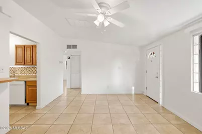 702 N Silverbell Road, Tucson, AZ 85745 - Photo 4
