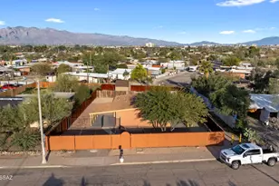 702 N Silverbell Rd, Tucson, AZ 85745 - Photo 2