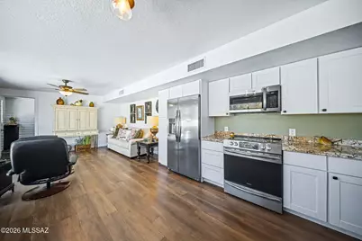 8760 N Yellowstone Avenue, Tucson, AZ 85704 - Photo 12