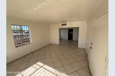 125 E 40th Street, Tucson, AZ 85713 - Photo 4
