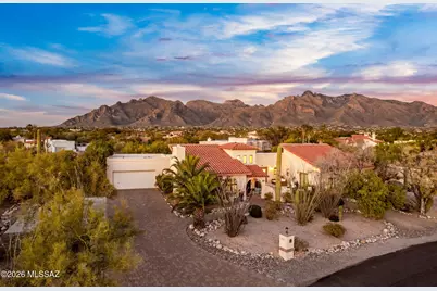 881 E Placita De Michael, Tucson, AZ 85718 - Photo 1