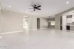 9055 E Bear Canyon Pl, Tucson, AZ 85749 - Photo 10