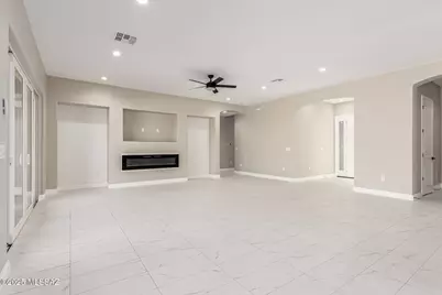 9055 E Bear Canyon Place, Tucson, AZ 85749 - Photo 8