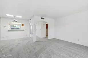 7754 E Hawthorne St, Tucson, AZ 85710 - Photo 6