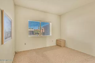 1525 W Via Del Jarrito, Green Valley, AZ 85622 - Photo 34