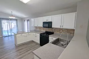 10379 E Ravenswood St, Tucson, AZ 85747 - Photo 8