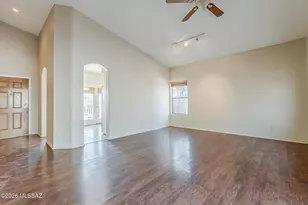 2525 N Camino Reloj, Green Valley, AZ 85614 - Photo 16