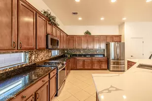 12761 N Gentle Rain Dr, Marana, AZ 85658 - Photo 8