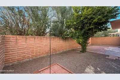 11 W Roma Drive, Tucson, AZ 85737 - Photo 18