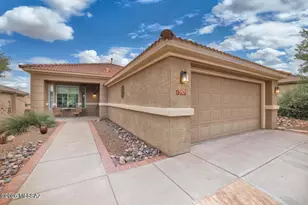 13575 N Holly Grape Dr, Marana, AZ 85658 - Photo 2