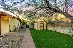 8502 E Amethyst Ln, Tucson, AZ 85750 - Photo 32