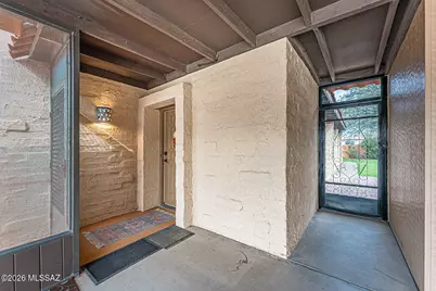 942 W Calle Del Regalo, Green Valley, AZ 85614 - Photo 4