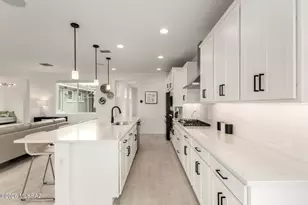 7774 W Laurel Ln, Marana, AZ 85658 - Photo 12