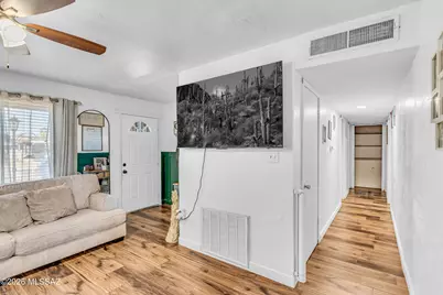 2201 S March Place, Tucson, AZ 85713 - Photo 8