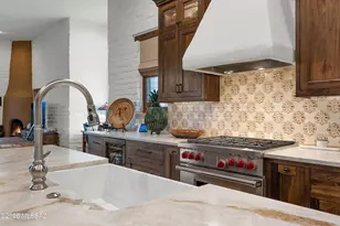 5705 N Lady Ln, Tucson, AZ 85704 - Photo 14