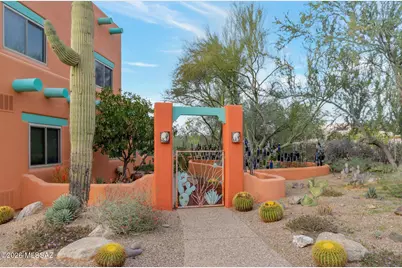9348 N Camino De Plaza, Tucson, AZ 85742 - Photo 1
