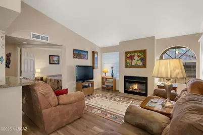 101 S Players Club Drive #16204, Tucson, AZ 85745 - Photo 2