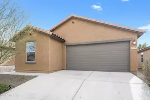 8770 E Stone Meadow Cir, Tucson, AZ 85730 - Photo 2