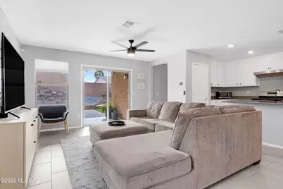 8770 E Stone Meadow Circle, Tucson, AZ 85730 - Photo 10