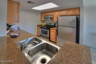 101 S Players Club Dr, Tucson, AZ 85745 - Photo 4