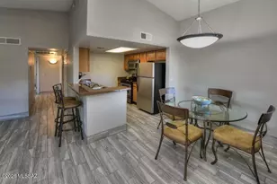 101 S Players Club Dr, Tucson, AZ 85745 - Photo 8