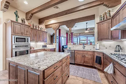 1995 S Via Ventana A La Montana, Green Valley, AZ 85622 - Photo 10