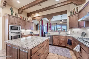 1995 S Via Ventana A La Montana, Green Valley, AZ 85622 - Photo 10