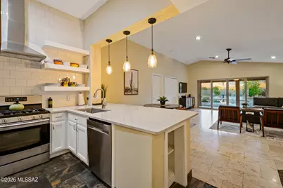 13218 N Lost Artifact Lane, Oro Valley, AZ 85755 - Photo 10