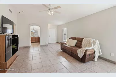 [Address not provided], Tucson, AZ 85710 - Photo 10