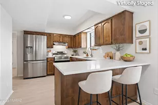 9422 E Barrudean Hills St, Tucson, AZ 85710 - Photo 12