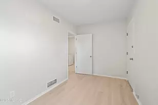 9422 E Barrudean Hills St, Tucson, AZ 85710 - Photo 20