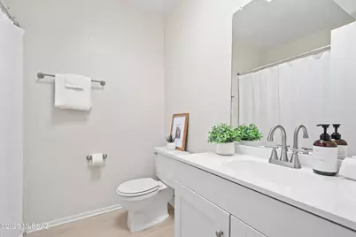 9422 E Barrudean Hills Street, Tucson, AZ 85710 - Photo 30