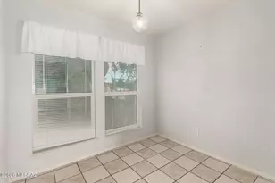 1620 N Wilmot Rd, Tucson, AZ 85712 - Photo 6