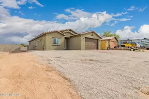 161 S Montgomery Ave, Corona de Tucson, AZ 85641 - Photo 2