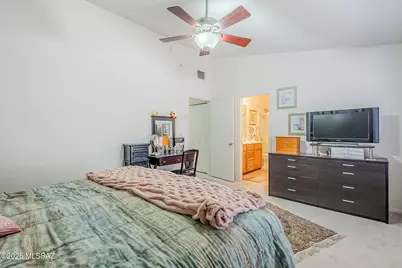 2240 S Quail Hollow Drive, Tucson, AZ 85710 - Photo 26