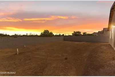 179 S Montgomery Avenue, Corona de Tucson, AZ 85641 - Photo 20
