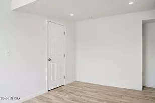 2711 E Grant Rd, Tucson, AZ 85716 - Photo 10