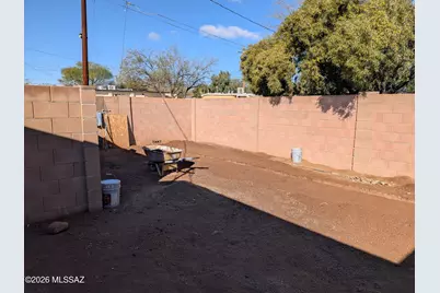 2711 E Grant Road, Tucson, AZ 85716 - Photo 12