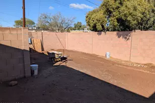 2711 E Grant Rd, Tucson, AZ 85716 - Photo 12