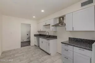 1923 S Holly Sv Stravenue, Tucson, AZ 85713 - Photo 18