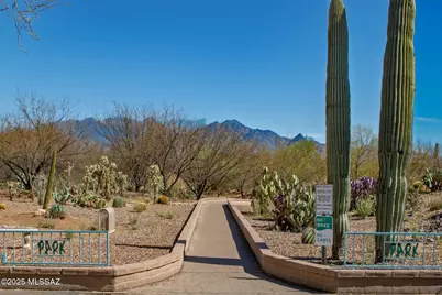 3865 S Camino Del Golfista, Green Valley, AZ 85614 - Photo 20