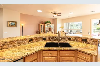 13512 N Sunset Mesa Drive, Marana, AZ 85658 - Photo 16