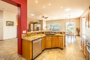 13512 N Sunset Mesa Dr, Marana, AZ 85658 - Photo 18